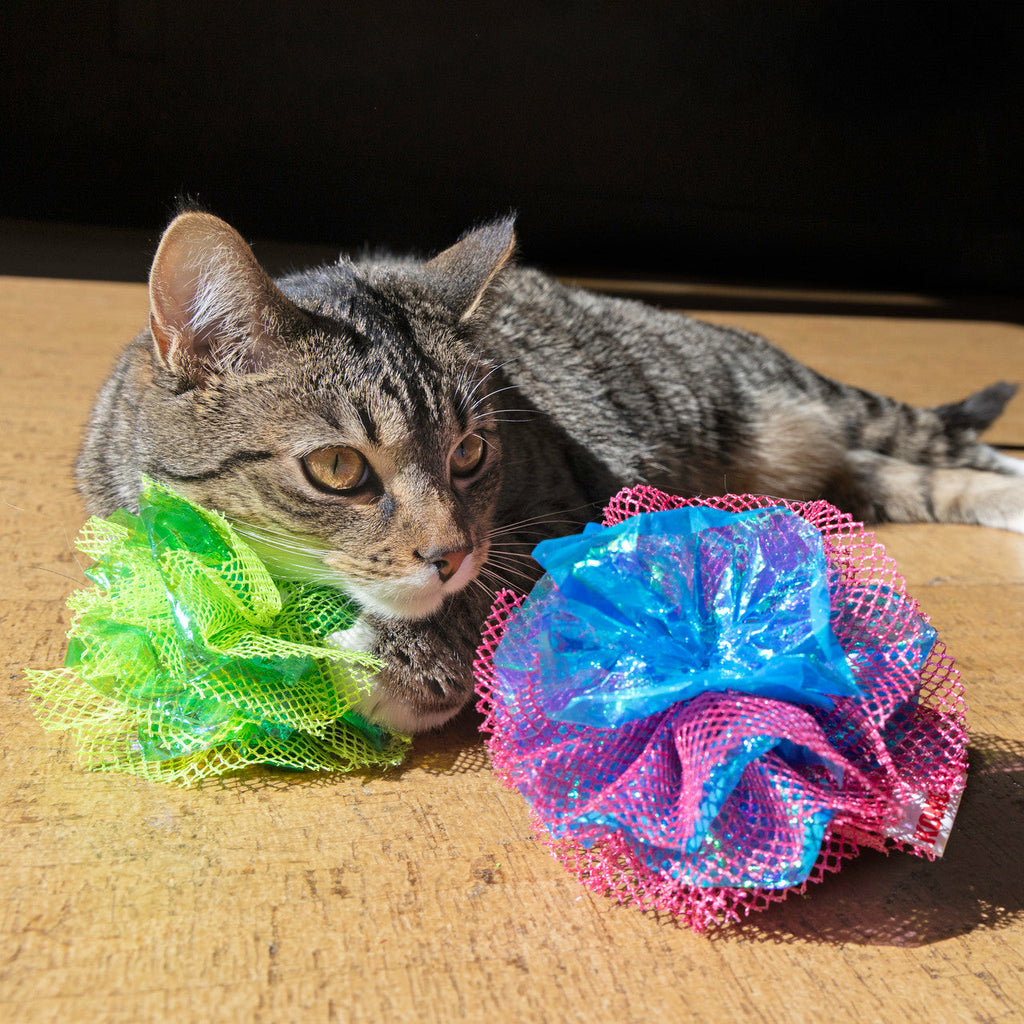 Crackles Fluff Balls 2-Pack. Assorted Colors